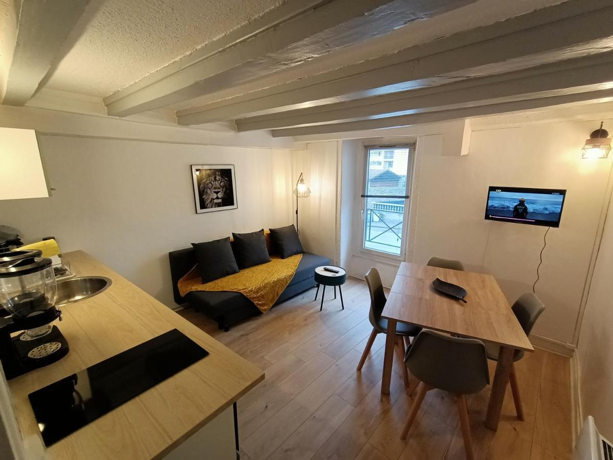 Cosy T2 Leilighet Montbrison Eksteriør bilde